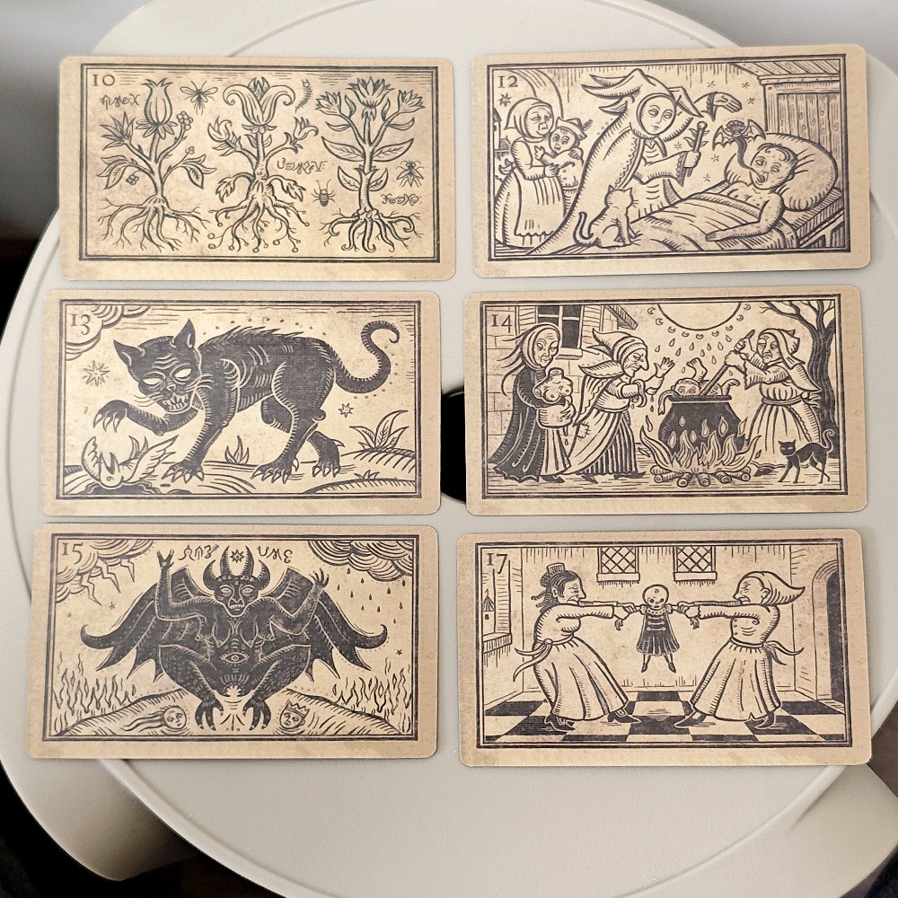 Oracle d'enchantement noir de  - Tarot Cards Deck With Guidebook avis et prix